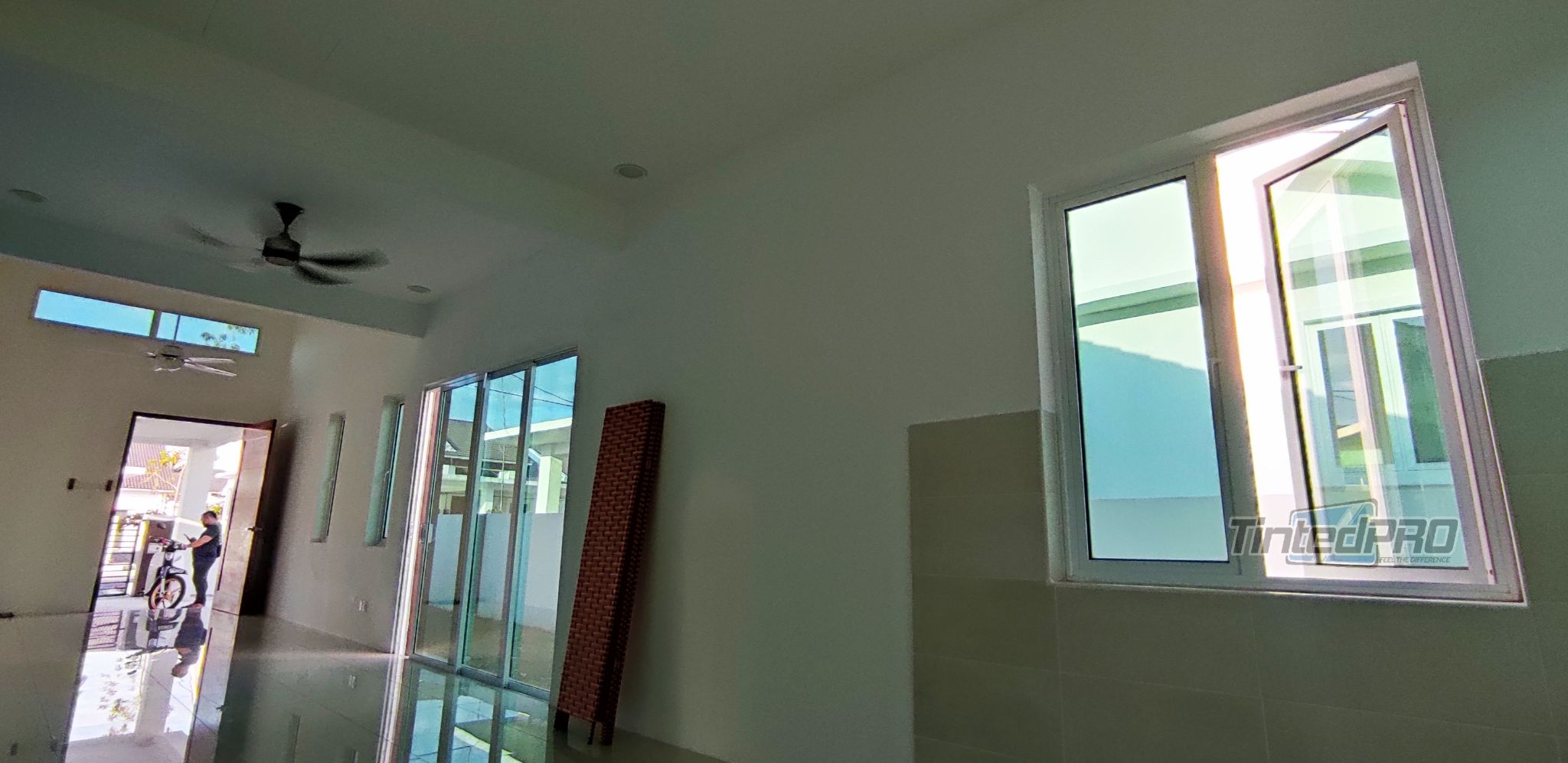 Photo 1656479112141
