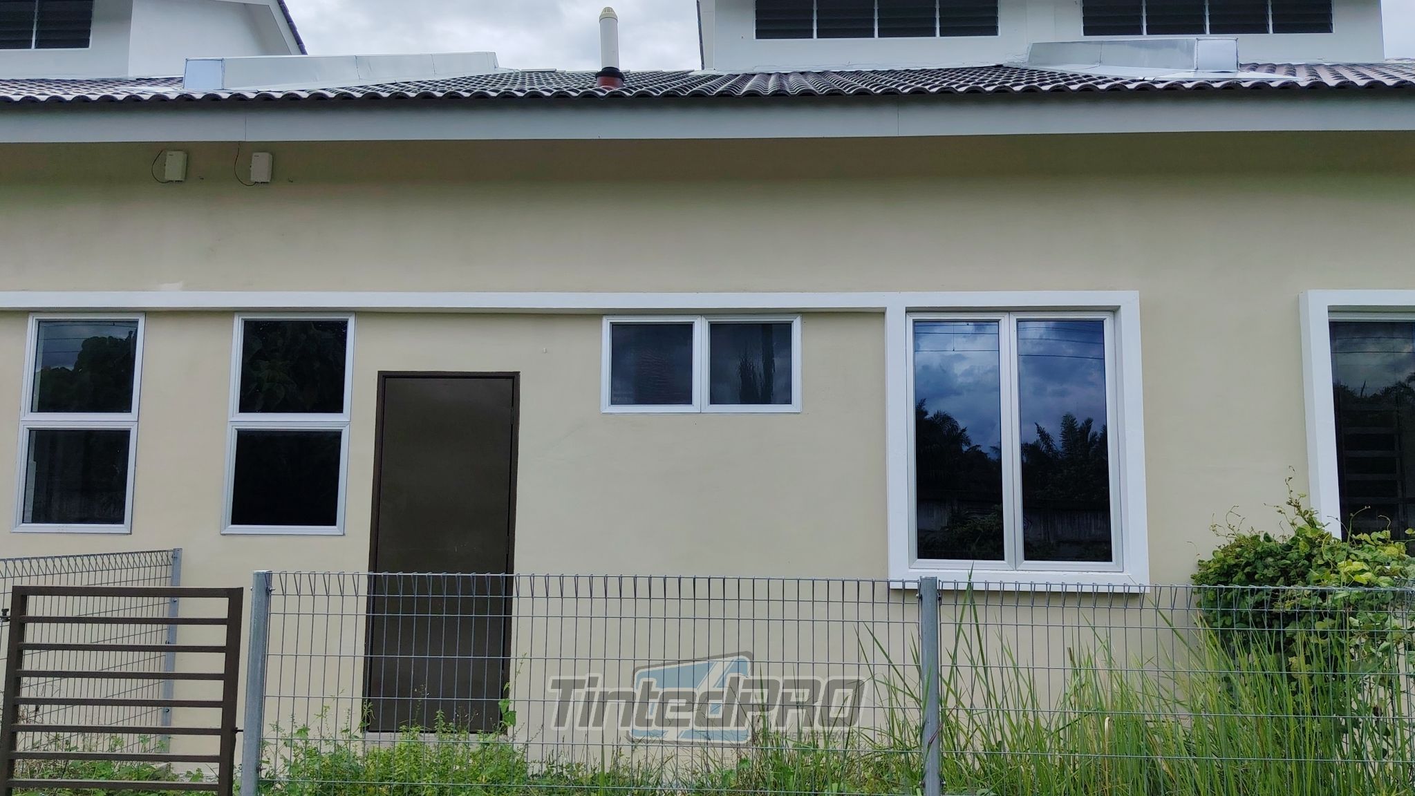 Pemasangan tinted rumah di Taman Damai Setia, Nibong Tebal, Pulau Pinang