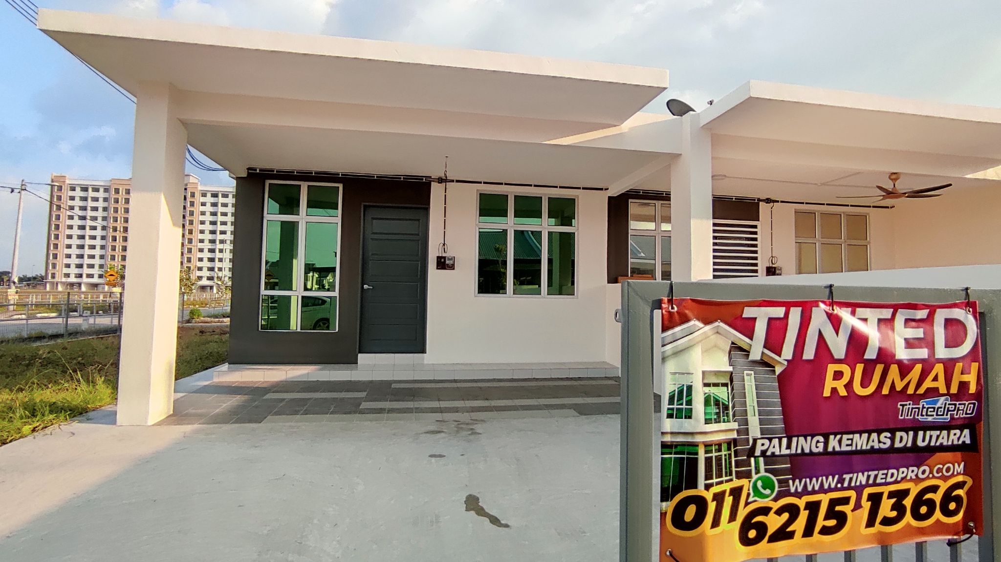 Tinted rumah Taman Kerian Putra, Parit Buntar, Perak